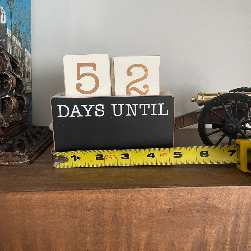 Countdown Block Calendar - Picture 5 of 6